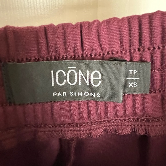Simons/Icone Burgundy Wide Leg Dress Pants Size XS - Picture 6 of 8